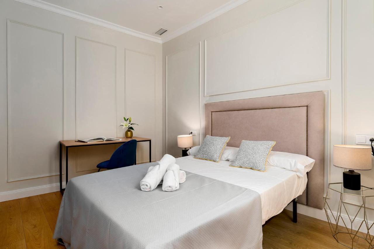 מאלגה Apartamento Plaza De La Merced 4 Habitaciones מראה חיצוני תמונה