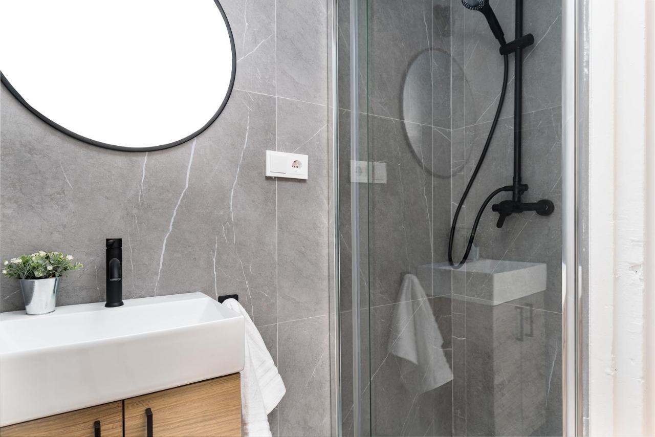 מאלגה Apartamento Plaza De La Merced 4 Habitaciones מראה חיצוני תמונה